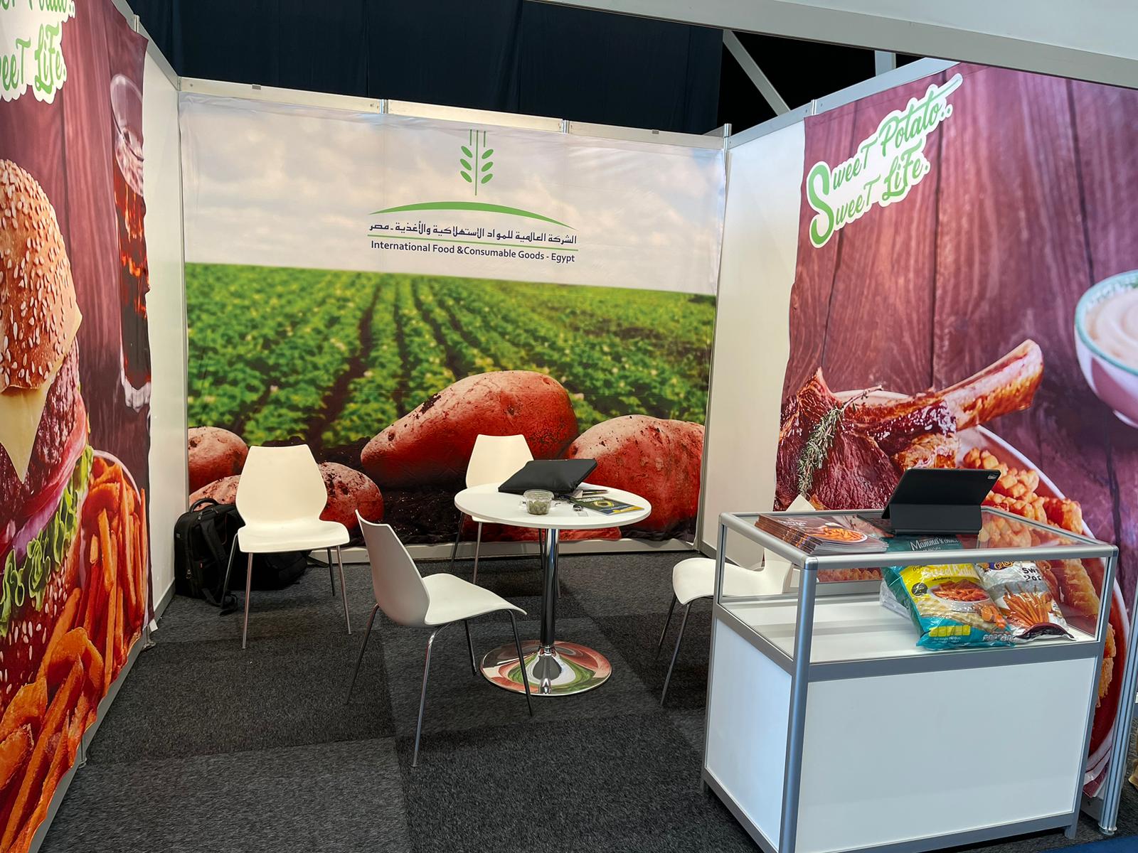 Shell Scheme Exhibition Graphics: Full Coverage Seamless ...